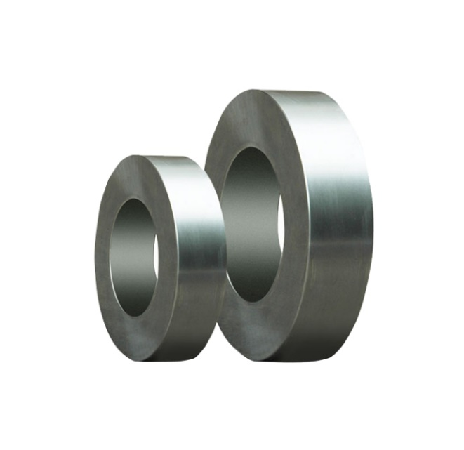 Guide complet sur l'installation, le refroidissement, le fonctionnement et le réaffûtage des anneaux roulants en carbure