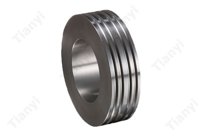 Force inégalée: raisons pour lesquelles les anneaux de rouleau en carbure de tungstène surpassent à chaque fois